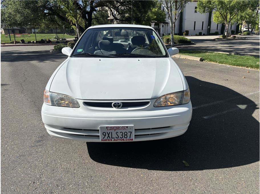 Used 1999 Toyota Corolla LE FWD image 2