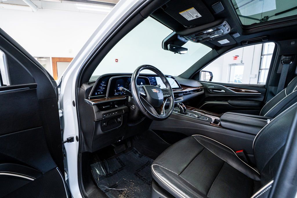Used 2023 Cadillac Escalade Premium Luxury w/ LPO, Floor Liner Package image 33