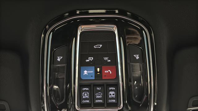 Used 2024 Jeep Grand Cherokee L Overland w/ Luxury Tech Group IV image 41