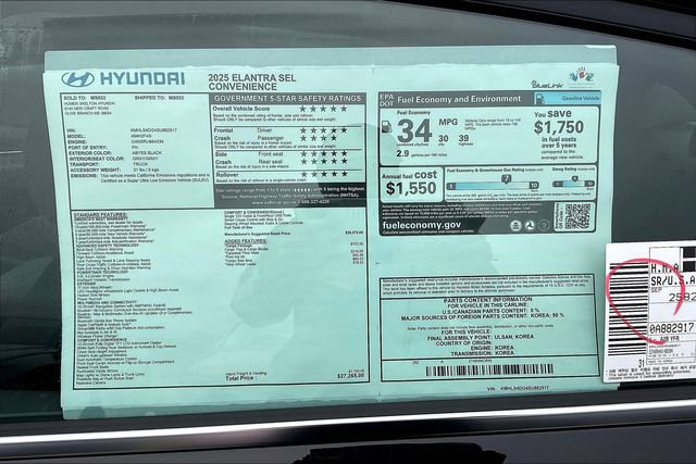 Used 2025 Hyundai Elantra SEL w/ Cargo Package image 14