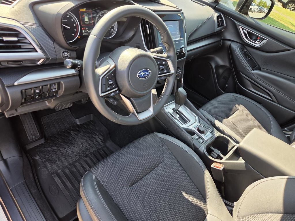 Used 2024 Subaru Forester Premium AWD/4WD image 19