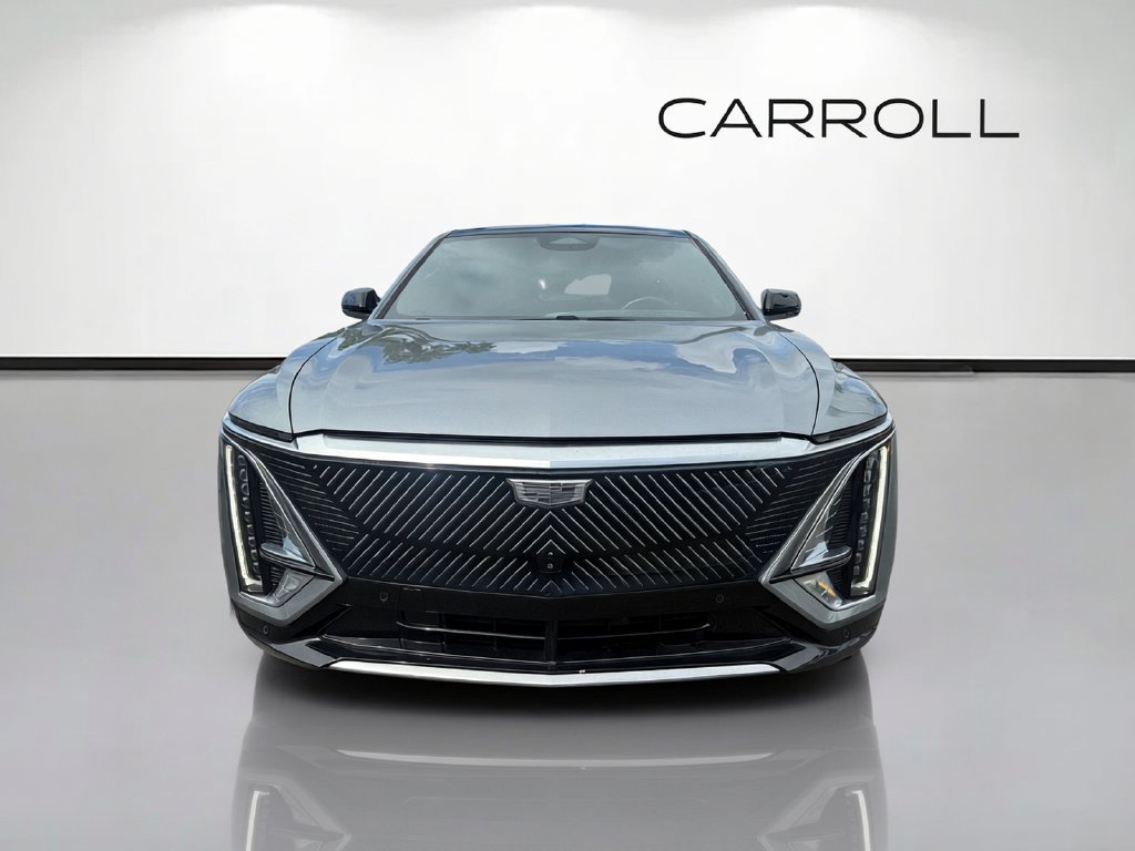 Certified 2024 Cadillac Lyriq Luxury AWD/4WD image 8