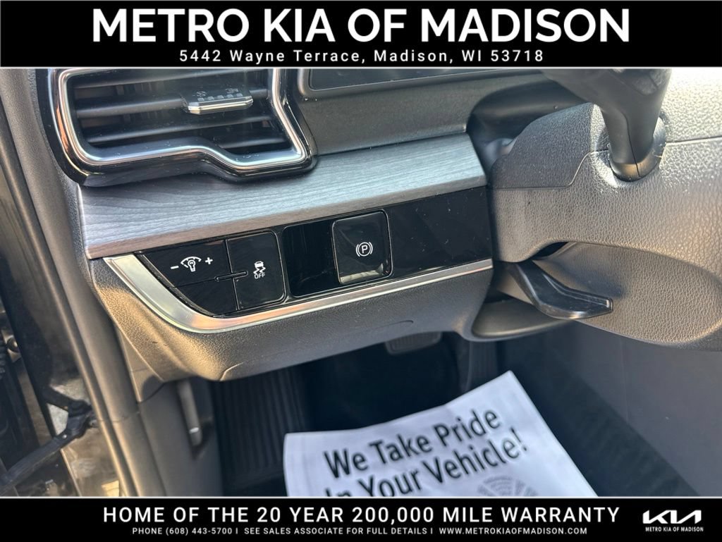 Used 2023 Kia Sportage X-Line AWD/4WD image 11