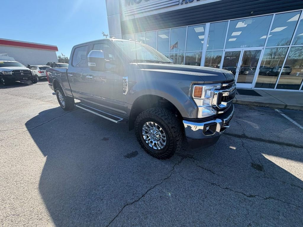 Used 2022 Ford F250 XLT w/ XLT Premium Package AWD/4WD image 2