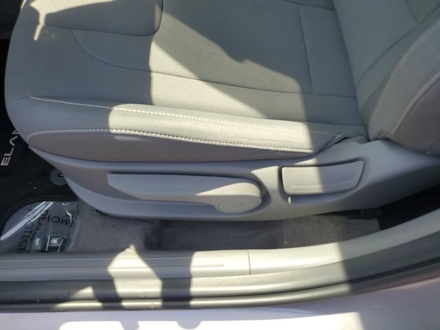 Certified 2023 Hyundai Elantra SEL FWD image 16
