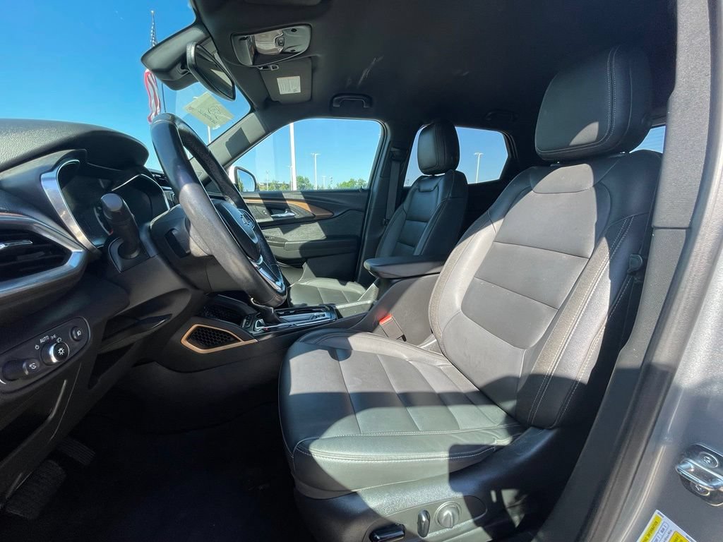 Used 2023 Chevrolet TrailBlazer ACTIV w/ Technology Package AWD/4WD image 19