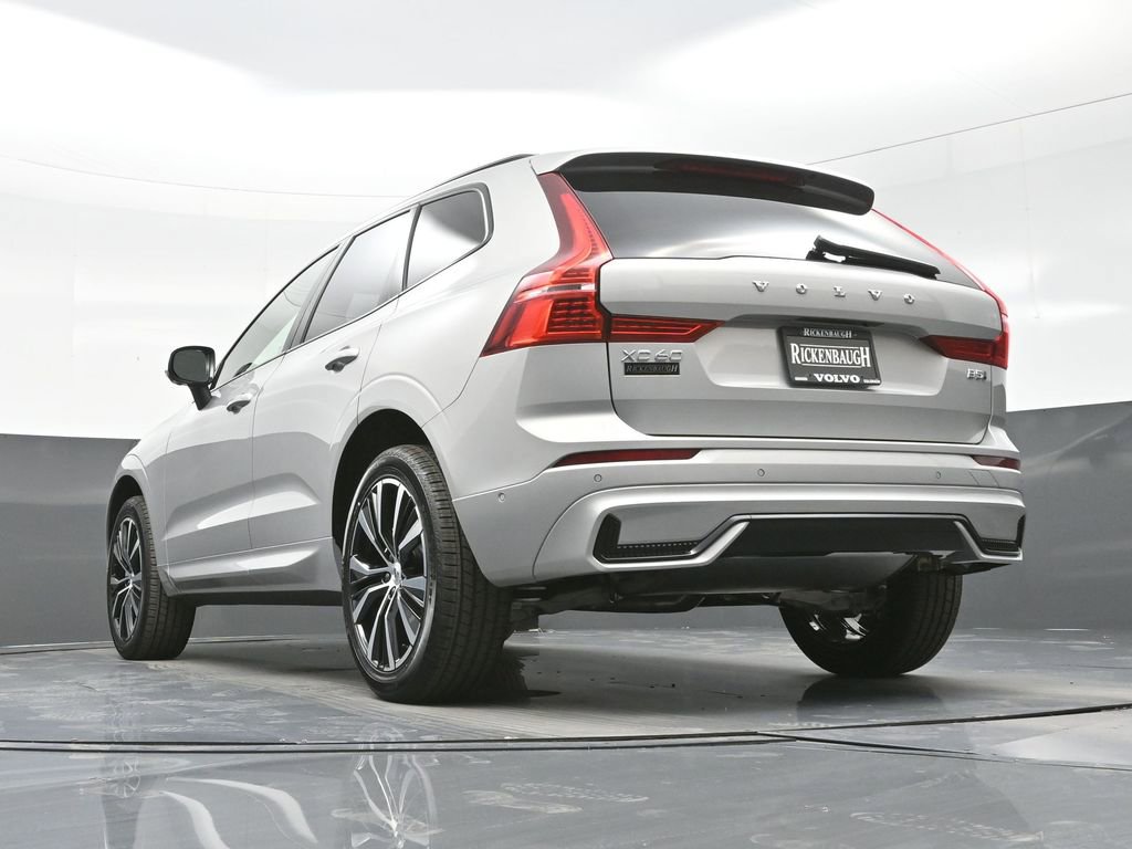 Used 2025 Volvo XC60 B5 Plus w/ Climate Package image 21