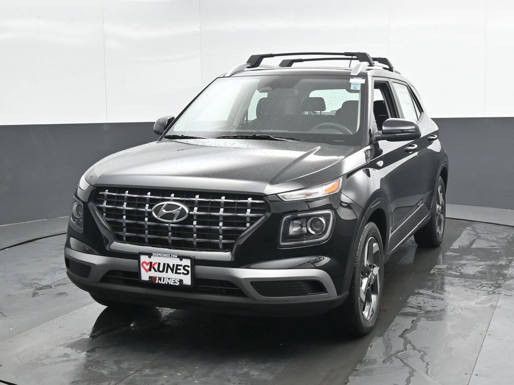 New 2026 Hyundai Venue SEL FWD image 5
