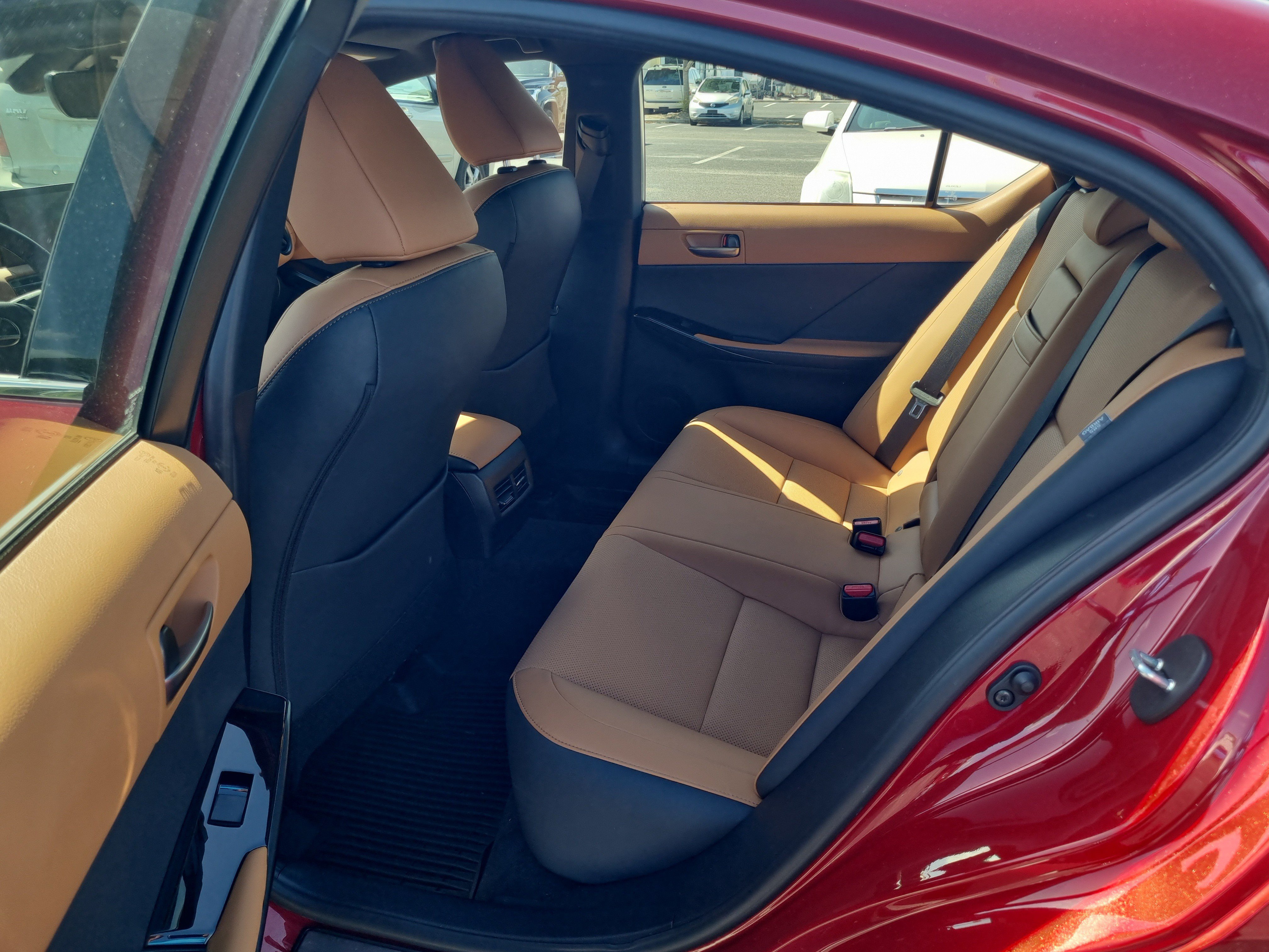 Used 2024 Lexus IS 300 w/ Comfort Package RWD image 9