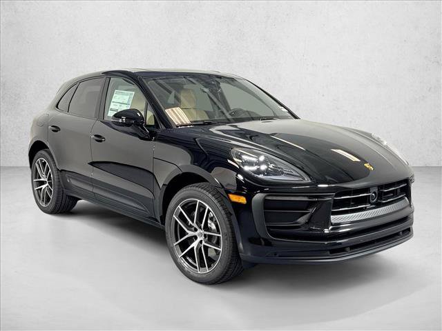 Used 2026 Porsche Macan AWD/4WD image 7