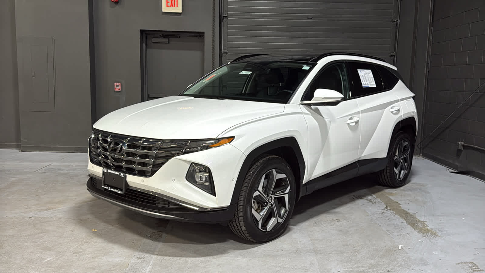 Used 2023 Hyundai Tucson Limited AWD/4WD image 3