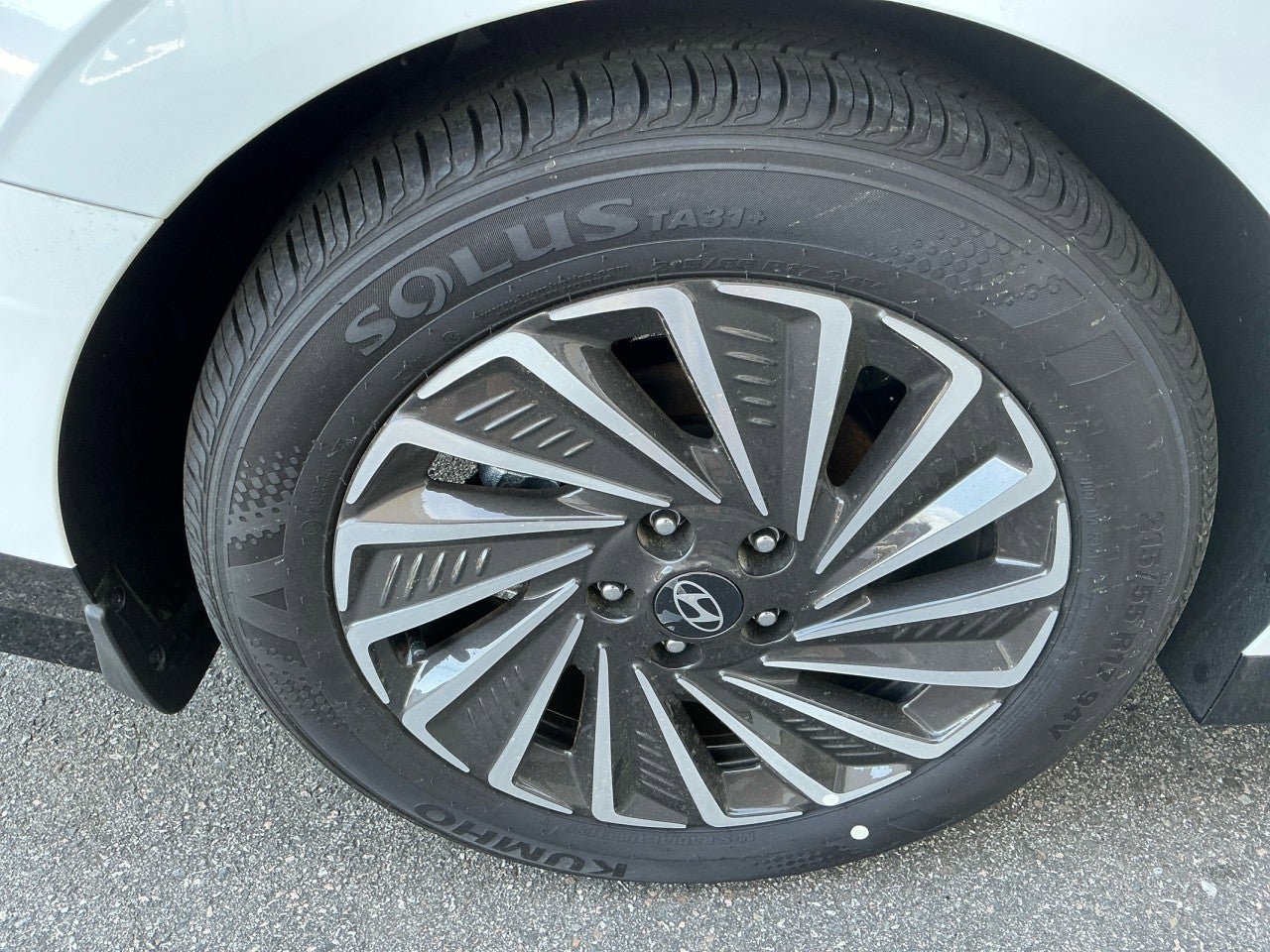 New 2025 Hyundai Sonata SEL FWD image 9