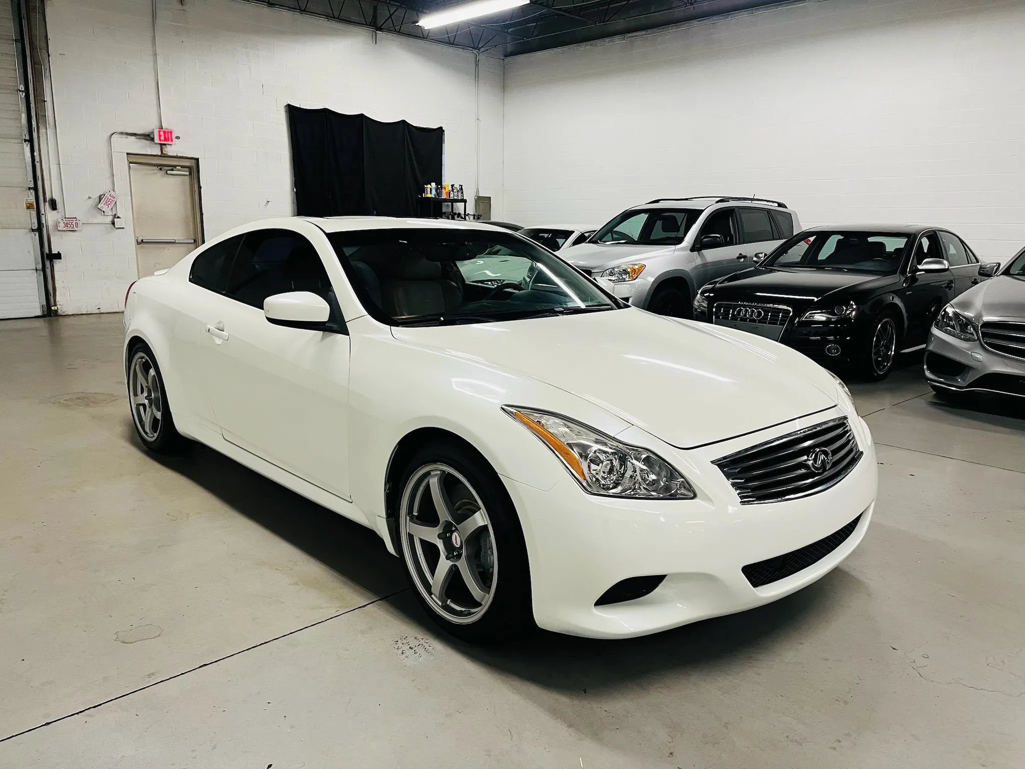 Used 2008 INFINITI G37 Journey w/ Premium Pkg RWD image 4