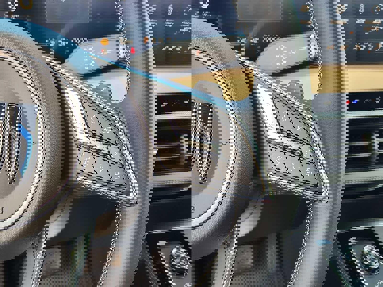 New 2026 Buick Enclave Preferred w/ Super Cruise Package image 19