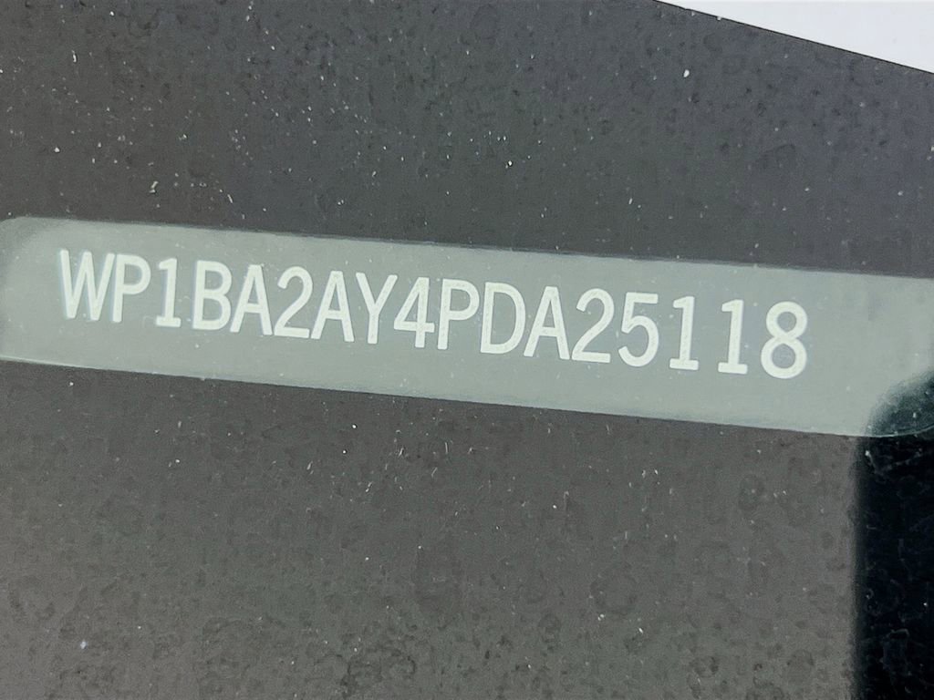 Certified 2023 Porsche Cayenne Coupe image 33