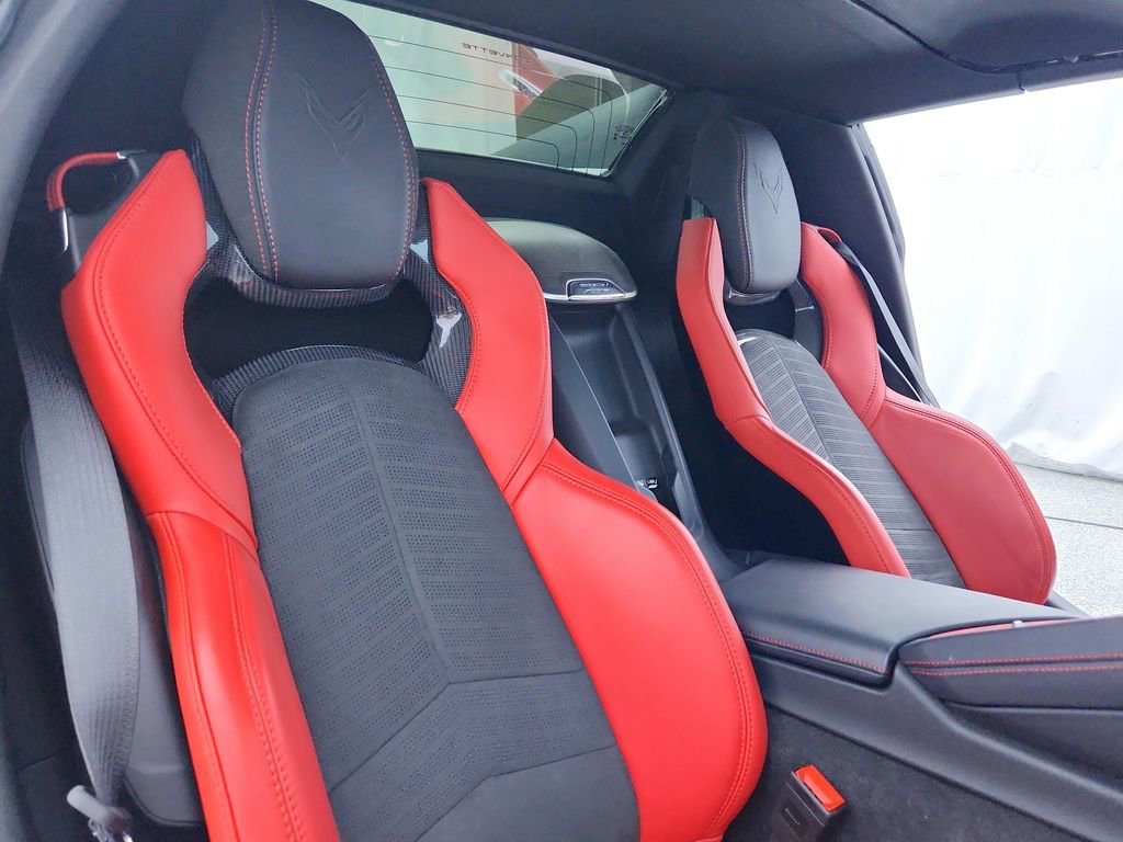 Used 2024 Chevrolet Corvette Z06 image 24