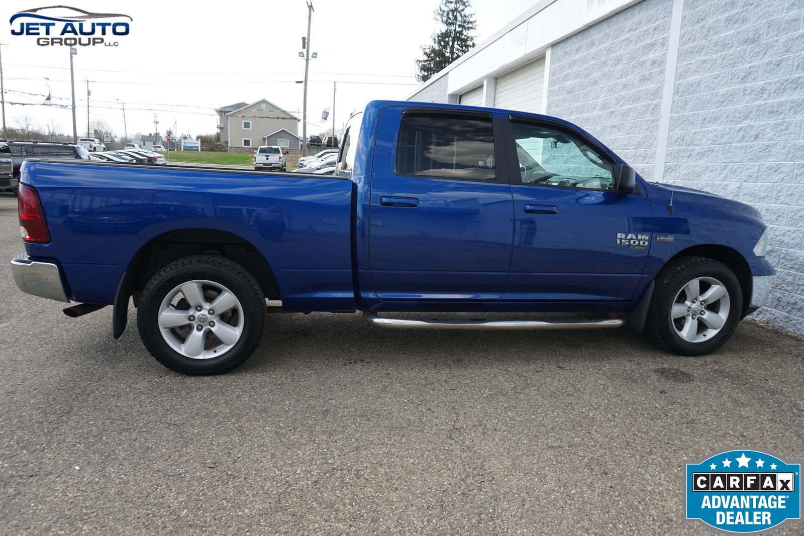 Used 2019 RAM 1500 Classic SLT AWD/4WD image 12