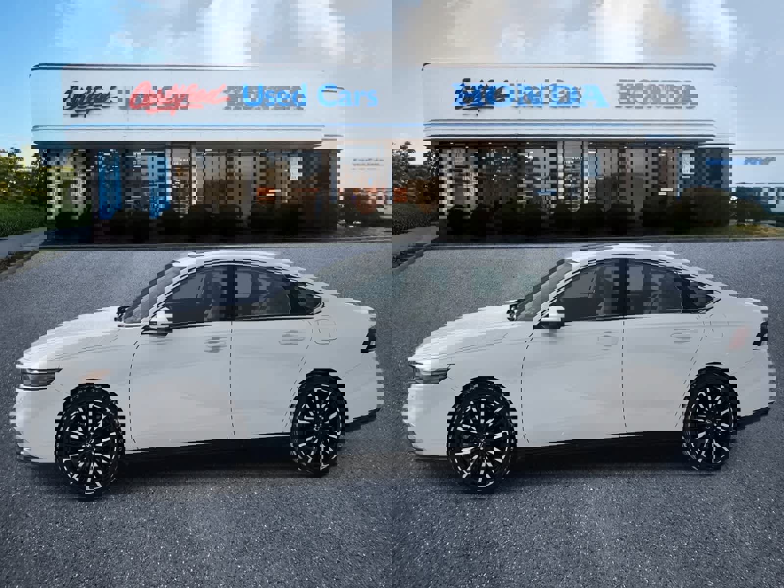 Used 2025 Honda Accord Touring image 2