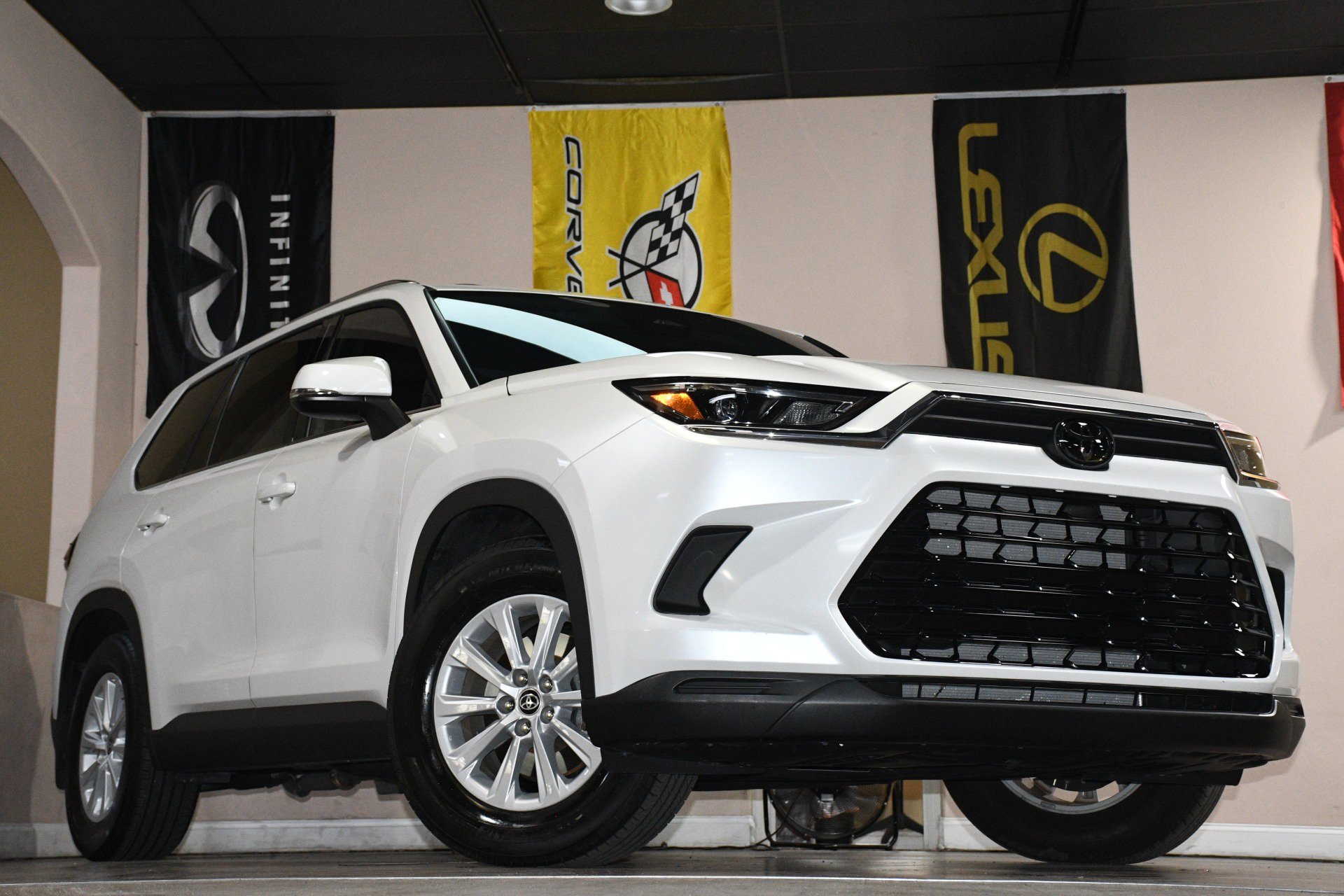 Used 2024 Toyota Grand Highlander FWD image 83