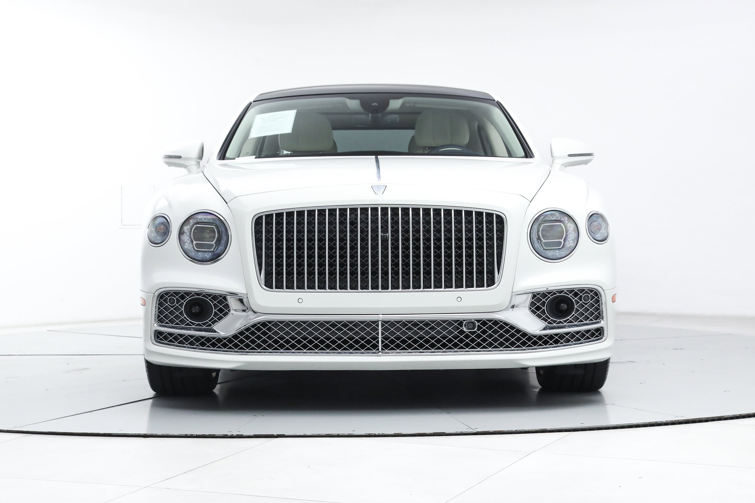 Used 2022 Bentley Flying Spur Plug-In Hybrid AWD/4WD image 8