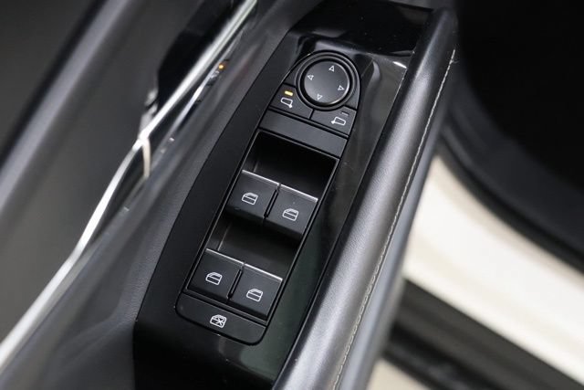 Used 2025 MAZDA CX-30 AWD 2.5 S w/ Preferred Package image 18