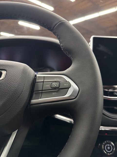New 2026 Jeep Compass Latitude image 14
