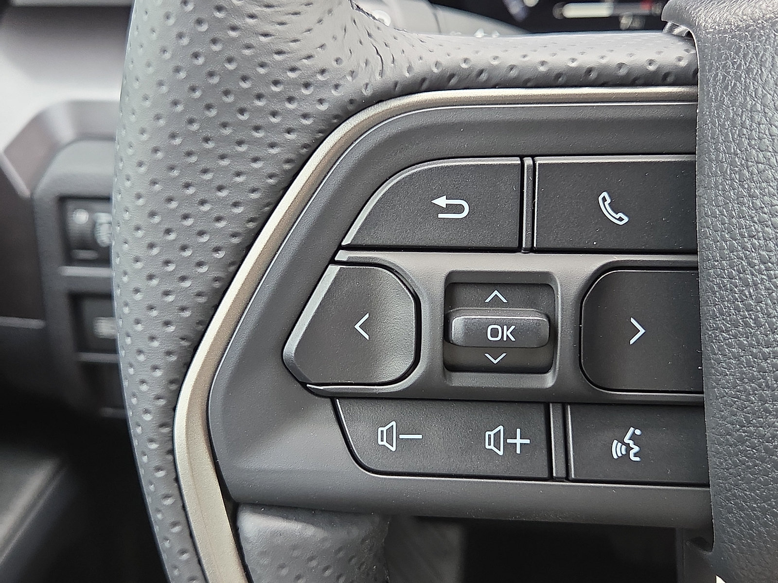New 2026 Toyota 4Runner TRD Off-Road Premium AWD/4WD image 12