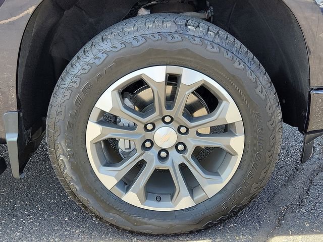 Used 2023 Chevrolet Silverado 1500 High Country w/ Z71 Off-Road Package image 7