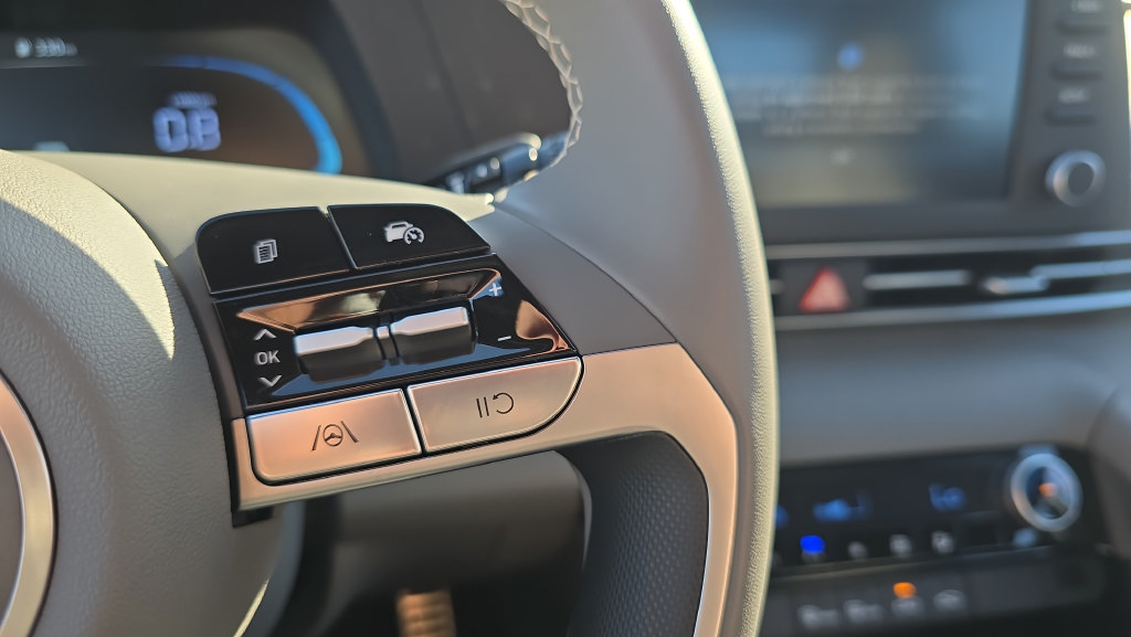 Certified 2026 Hyundai Elantra Sport FWD image 25