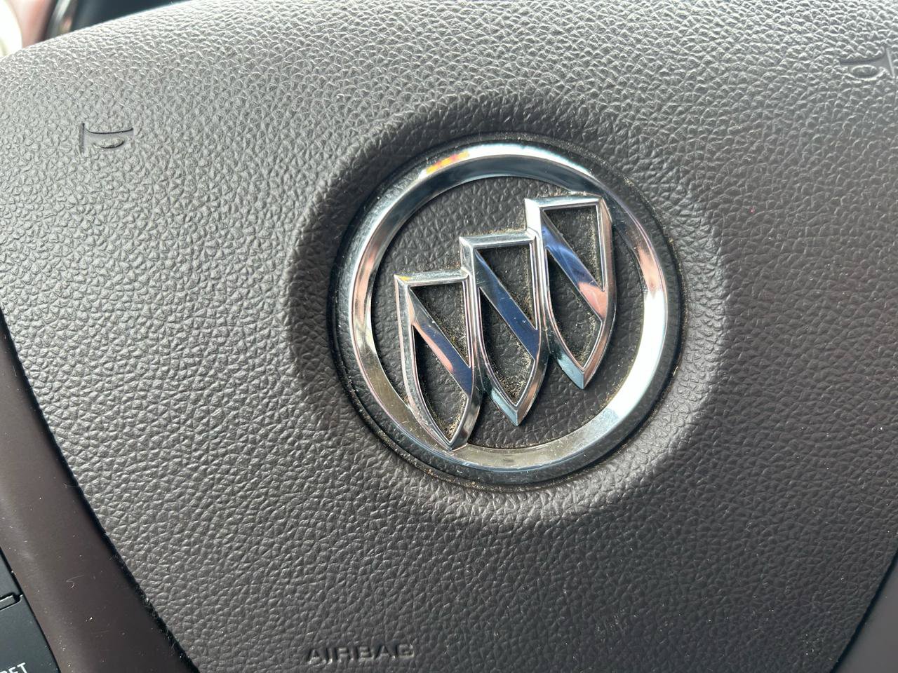 Used 2013 Buick Enclave Leather FWD image 21