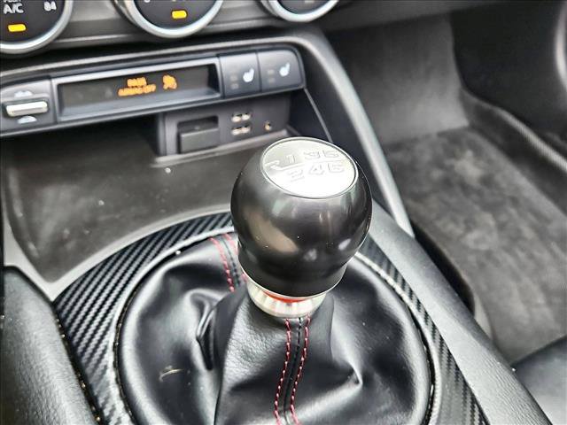 Used 2019 MAZDA MX-5 Miata RF Grand Touring w/ GT-S Package RWD image 18