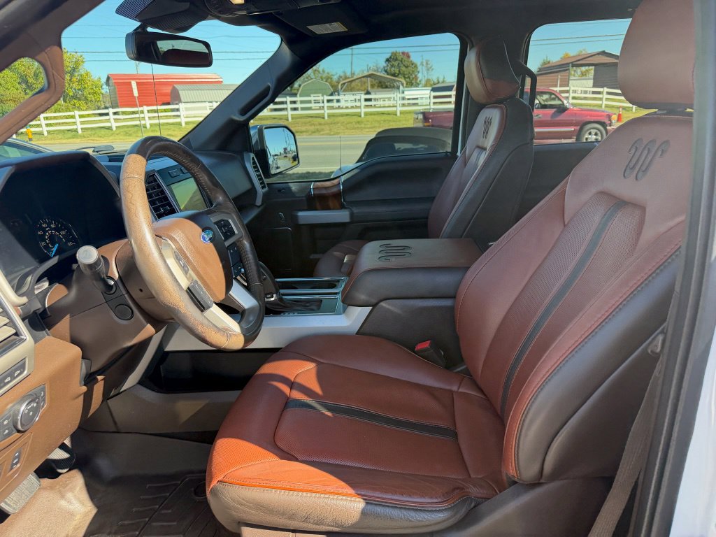Used 2018 Ford F150 King Ranch w/ Equipment Group 601A Luxury AWD/4WD image 9