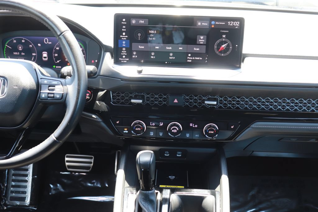 Used 2025 Honda Accord Sport image 16