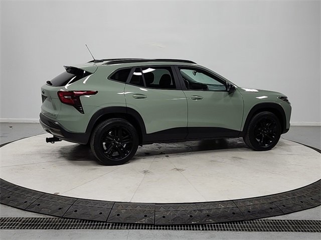 Used 2024 Chevrolet Trax ACTIV w/ Driver Confidence Package image 7