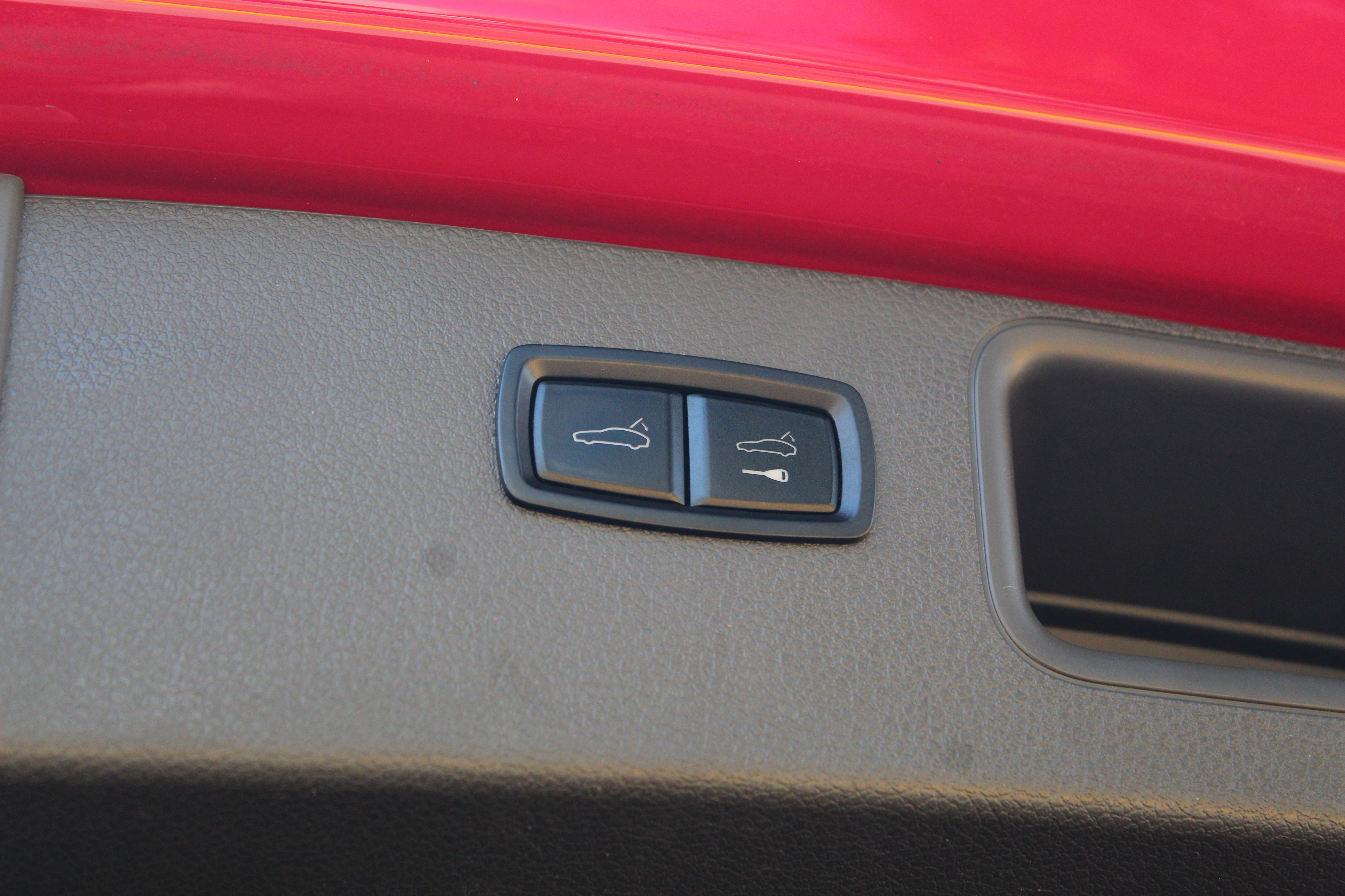 Used 2022 Porsche Macan S image 14