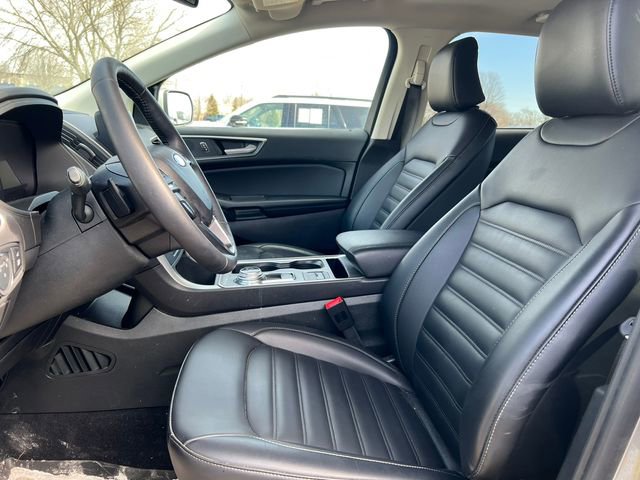 Certified 2024 Ford Edge SEL w/ Convenience Package image 4
