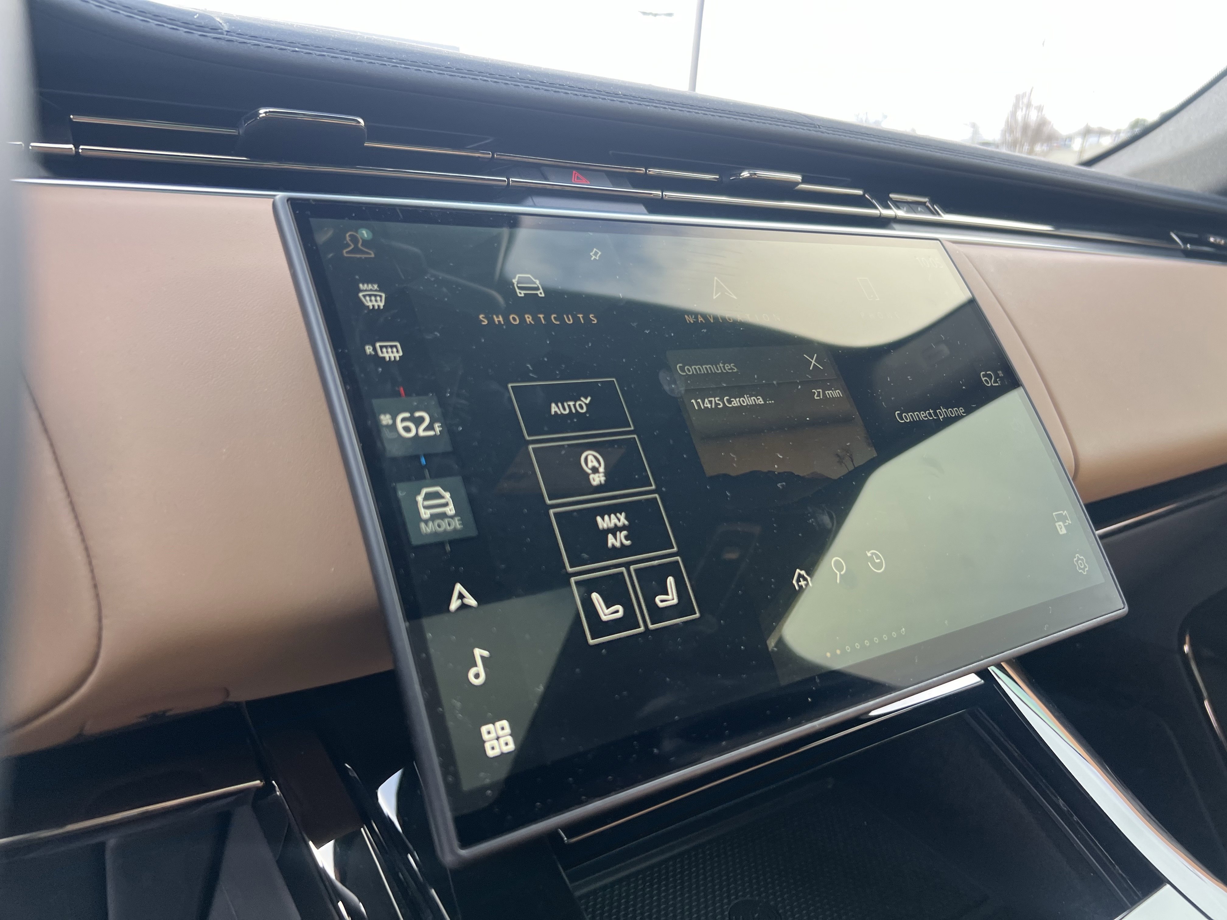 Certified 2025 Land Rover Range Rover Sport SE image 25