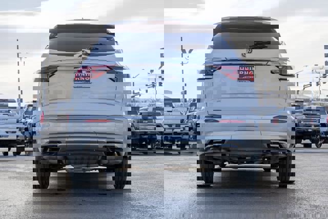 Used 2024 Buick Enclave Premium image 33