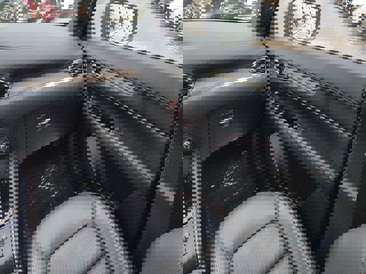 Used 2023 MAZDA CX-5 Signature image 17