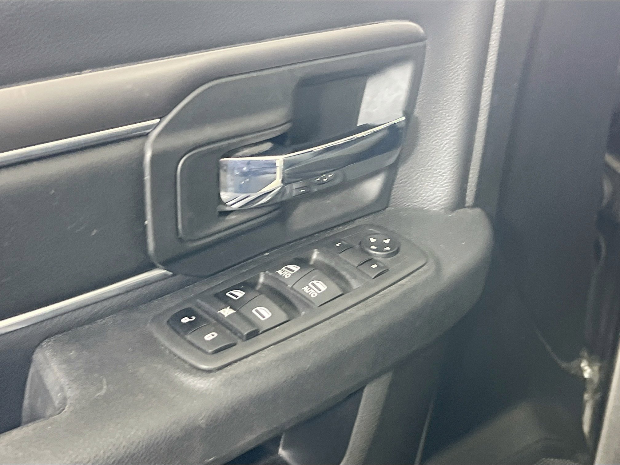 Used 2022 RAM 1500 Classic Warlock w/ Electronics Group image 17