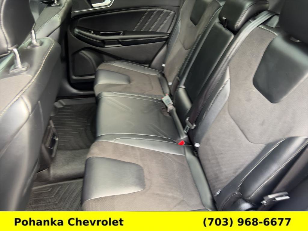 Used 2016 Ford Edge Sport w/ Equipment Group 401A AWD/4WD image 30