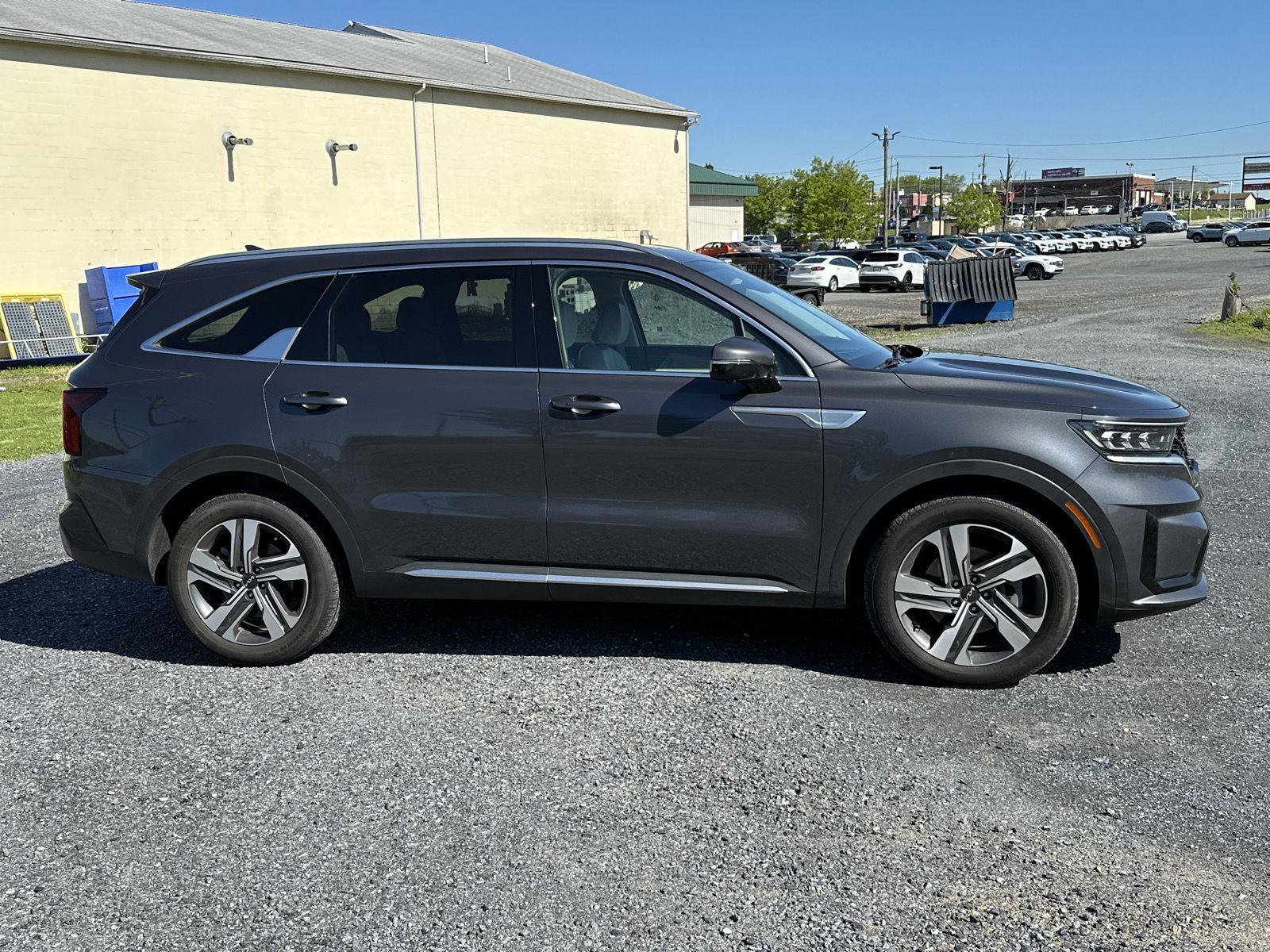 Used 2023 Kia Sorento SX Prestige AWD/4WD image 9