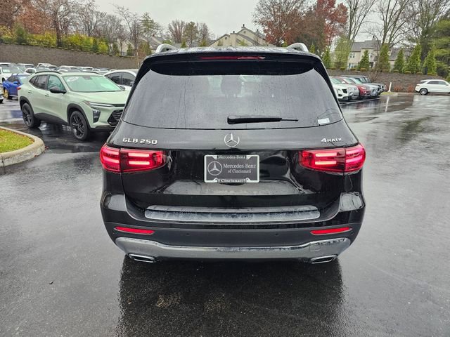 New 2026 Mercedes-Benz GLB 250 4MATIC image 8
