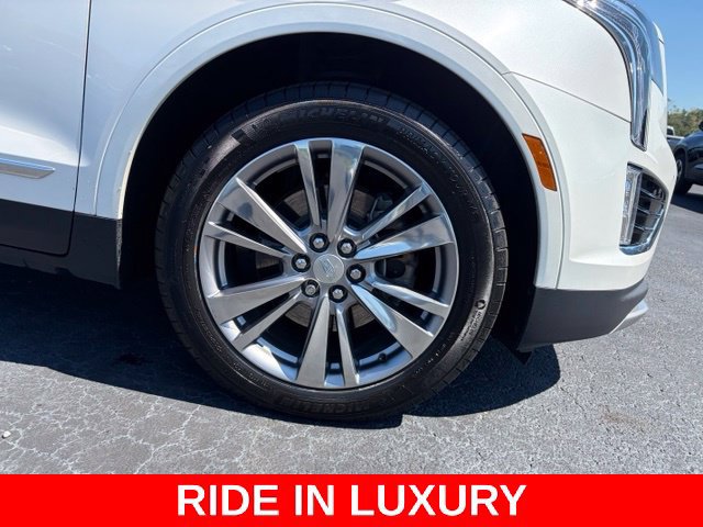 Used 2024 Cadillac XT5 Premium Luxury FWD image 8