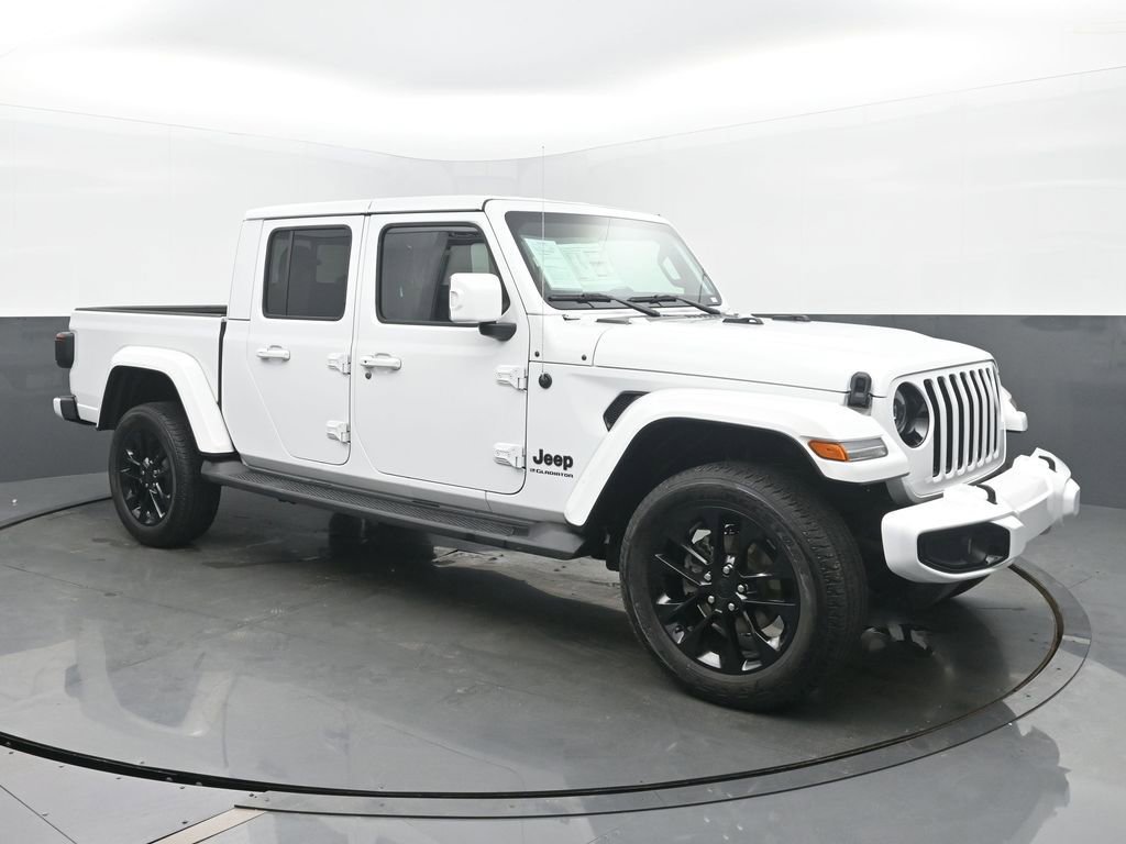 Used 2023 Jeep Gladiator Overland image 7