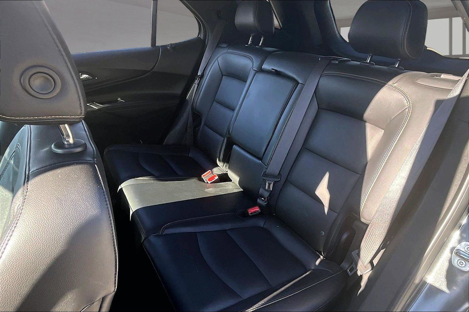 Used 2021 Chevrolet Equinox Premier AWD/4WD image 25