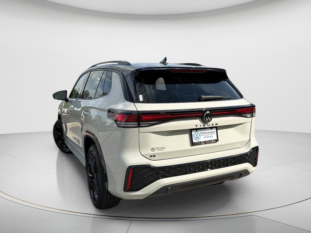 New 2026 Volkswagen Tiguan SE R-Line FWD image 6