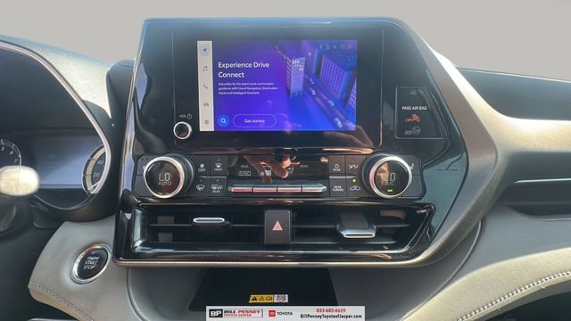 Used 2023 Toyota Highlander XLE image 15