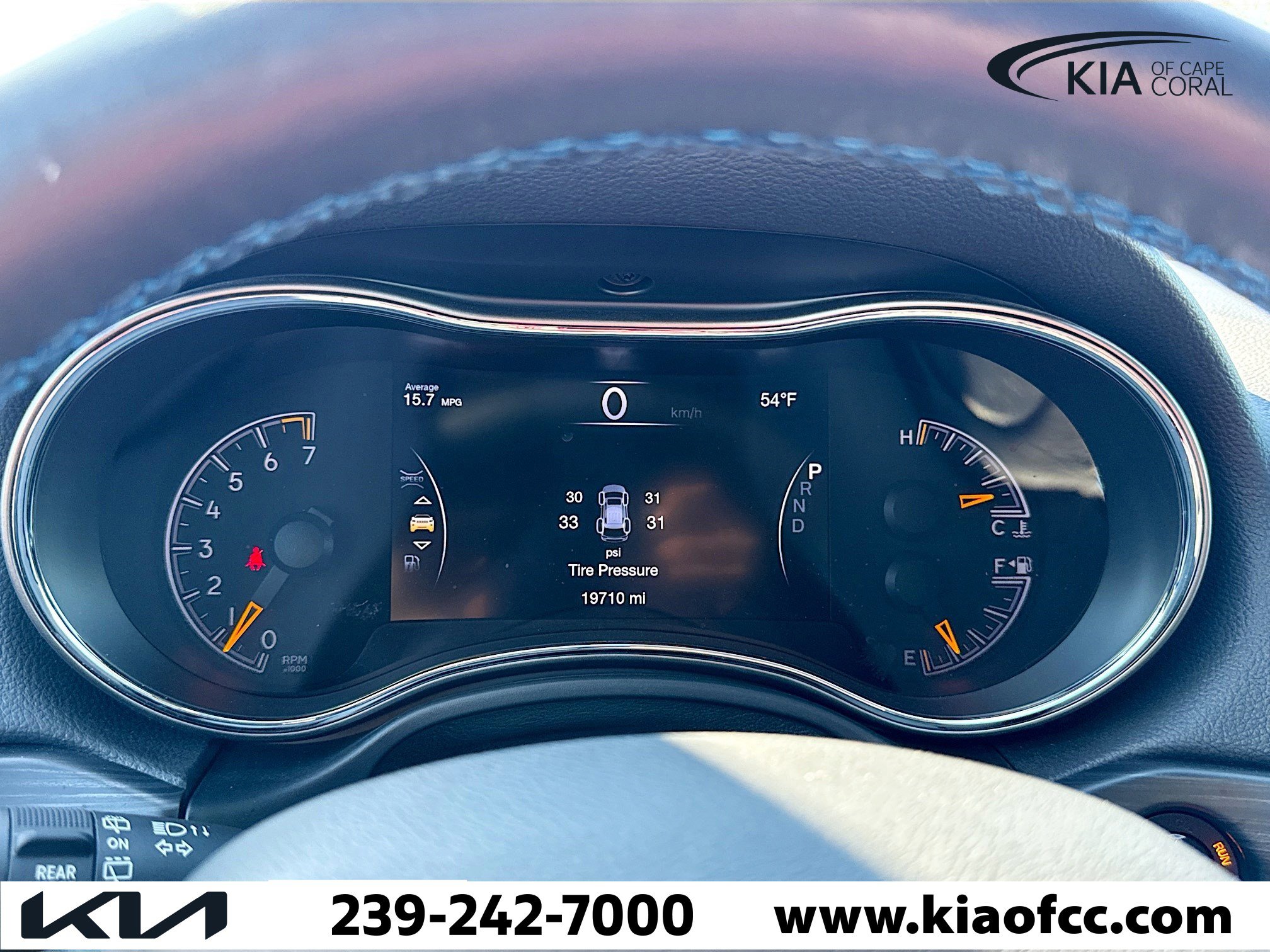 Used 2019 Jeep Grand Cherokee Laredo image 38