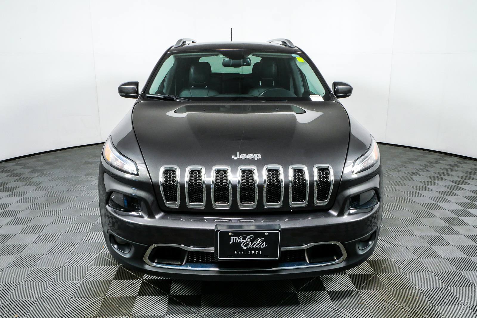 Used 2016 Jeep Cherokee Limited AWD/4WD image 26